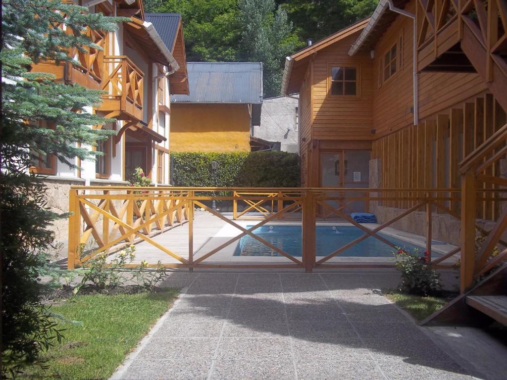 Apart Hotel My Friends San Martin de los Andes Phòng bức ảnh