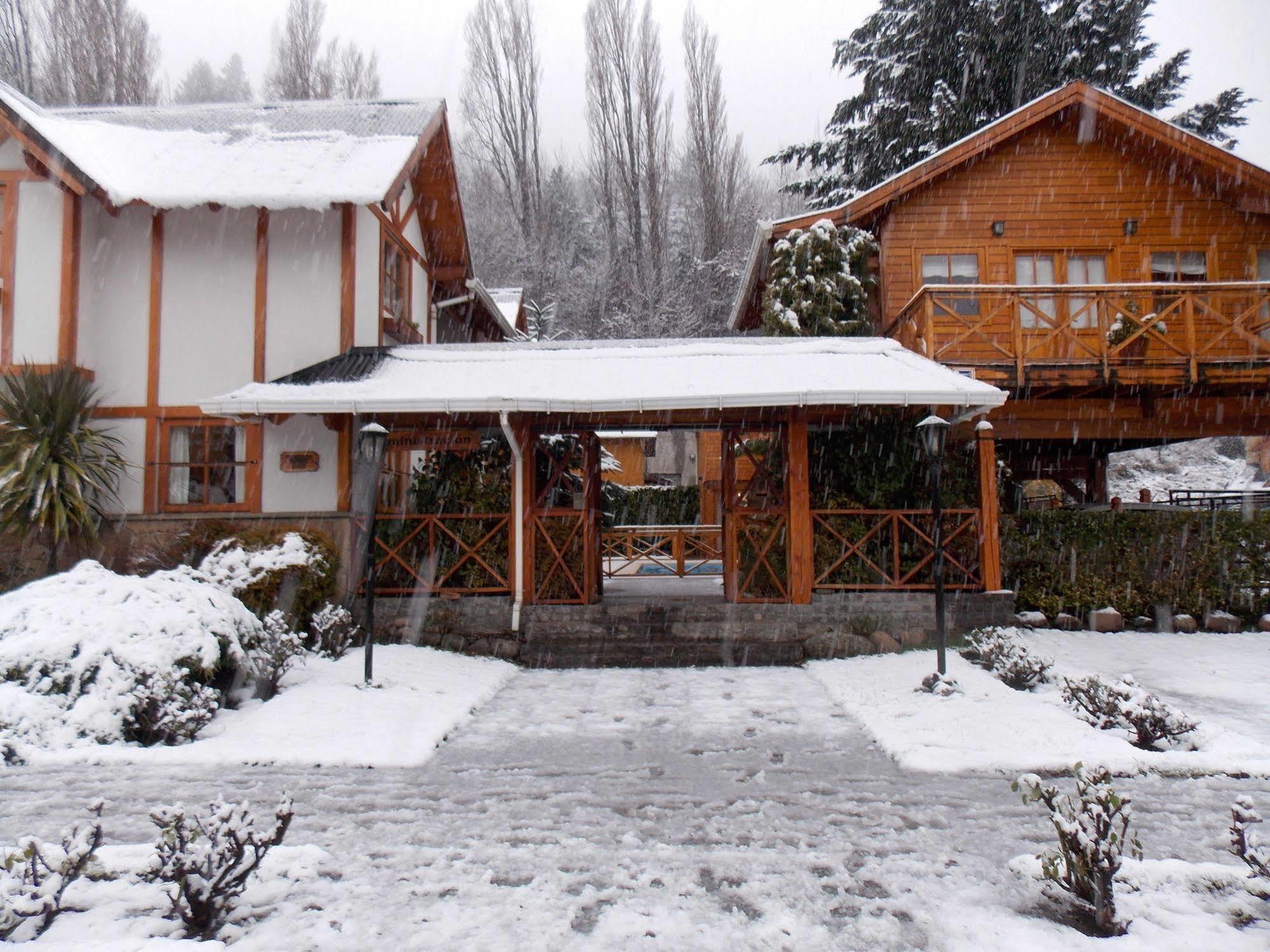 Apart Hotel My Friends San Martin de los Andes Ngoại thất bức ảnh